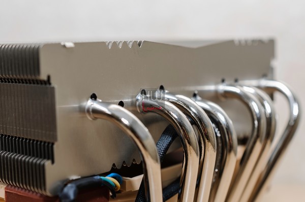 Noctua_NH-C14S_-_Uno_sguardo_da_vicino_-_15