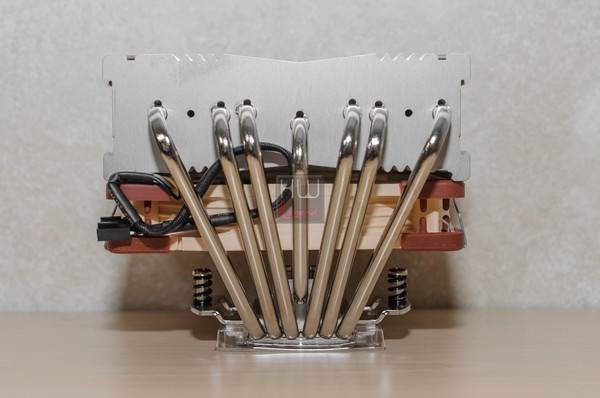 Noctua_NH-C14S_-_Uno_sguardo_da_vicino_-_9