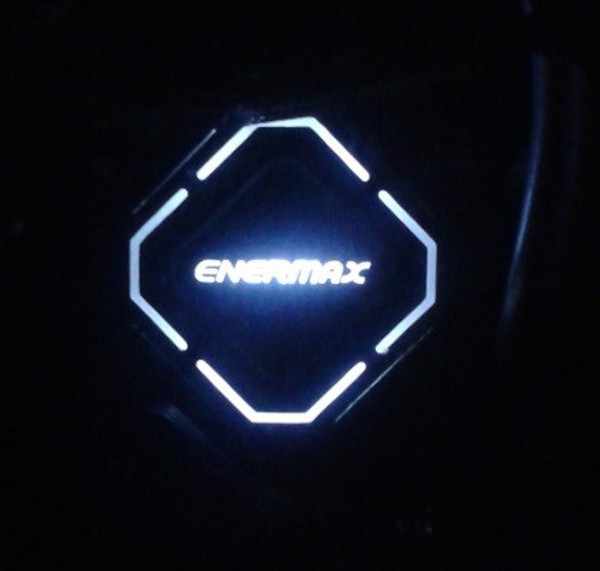 Enermax_LIQMAX_II_120S_-_Uno_sguardo_da_vicino_-_4