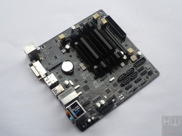 019-asrock-n3700-itx-foto-scheda-varie