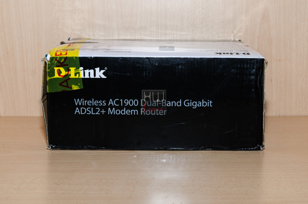 D-Link_DSL-3590L_-_Confezione_e_bundre_-_3
