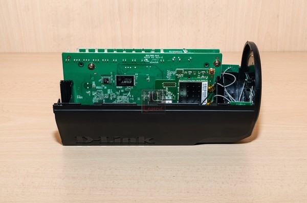 D-Link_DSL-3590L_-_Uno_sguardo_allinterno_-_3