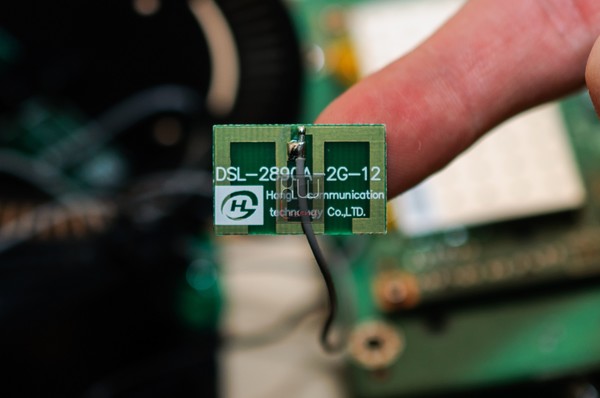 D-Link_DSL-3590L_-_Uno_sguardo_allinterno_-_7