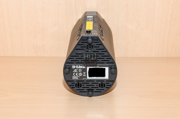 D-Link_DSL-3590L_-_Uno_sguardo_da_vicino_-_4