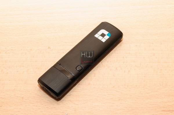 D-Link_DSL-3590L_-_Uno_sguardo_da_vicino_-_9