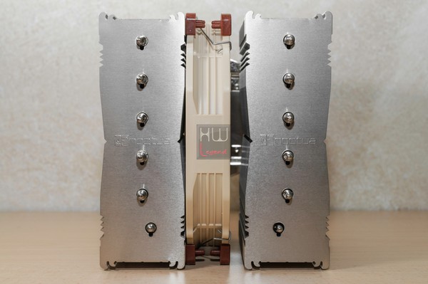 Noctua_NH-D15S_-_Uno_sguardo_da_vicino_-_16