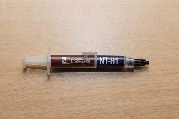 Noctua_NH-D15S_-_Ventola_in_dotazione_e_sistema_di_montaggio_-_15