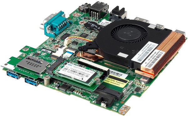 Shuttle_barebone_XPC_nano_NC01U_-_5