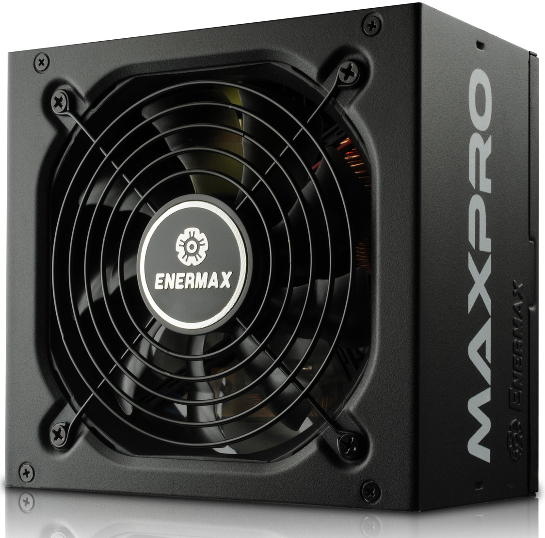 Enermax_MAXPRO_700_-_foto_finale