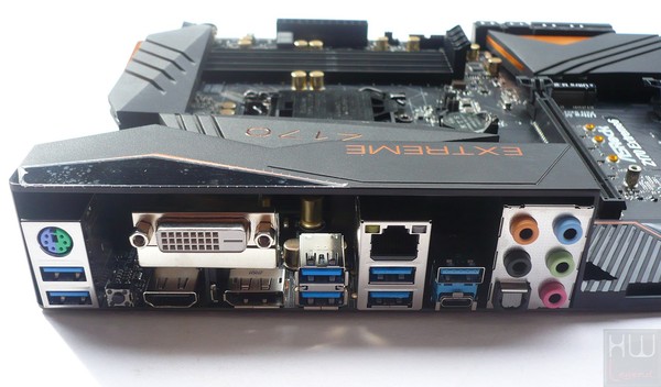 045-asrock-z170-foto-scheda-pannello-posteriore-IO