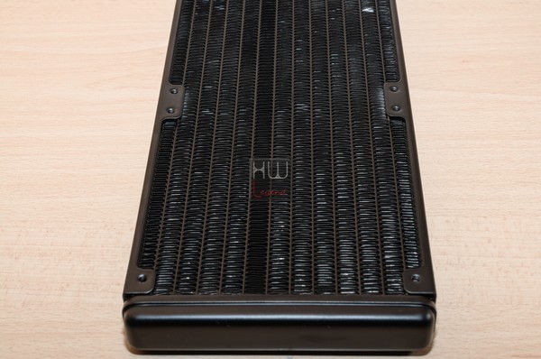 Silverstone_Tundra_TD02_Slim_-_Uno_sguardo_da_vicino_-_7