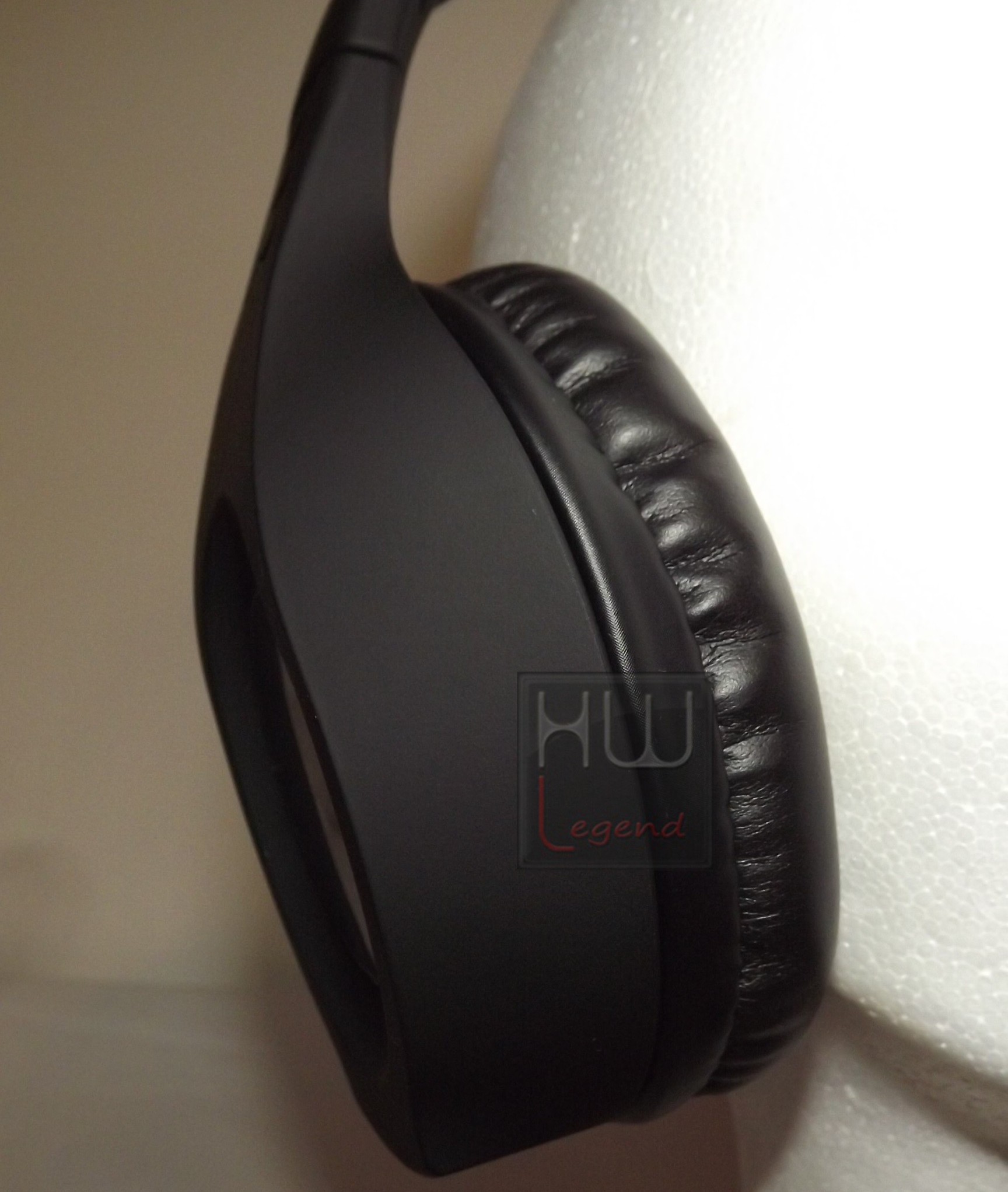 SpeedLink_Coniux_Stereo_Gaming_Headset_-_Design_e_Cura_dei_particolari_-_3