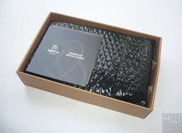 016-xfx-r7-370-be-foto-confezione-interno