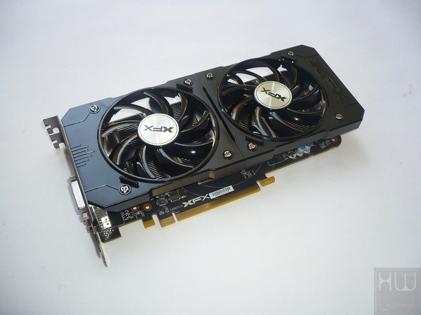024-xfx-r7-370-be-foto-scheda-fronte-varie