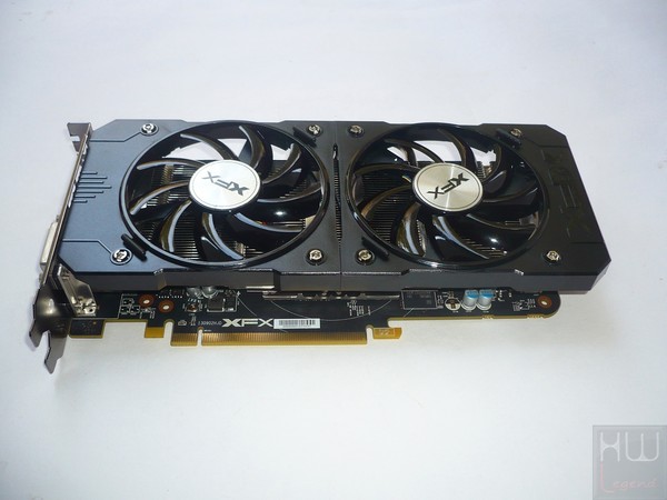 025-xfx-r7-370-be-foto-scheda-fronte-varie