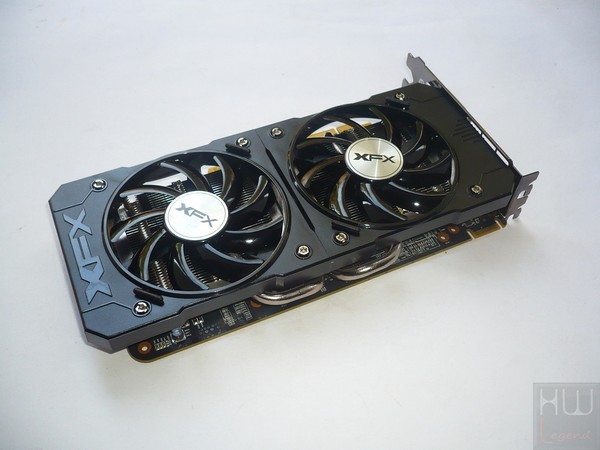027-xfx-r7-370-be-foto-scheda-fronte-varie