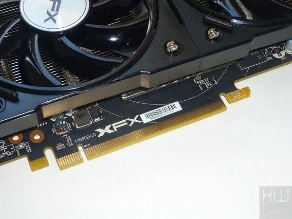 032-xfx-r7-370-be-foto-scheda-pettine-pcie3
