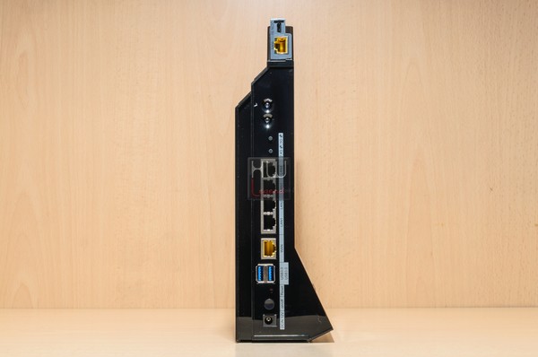 ASRock_G10_Gaming_-_Uno_sguardo_da_vicino_-_8
