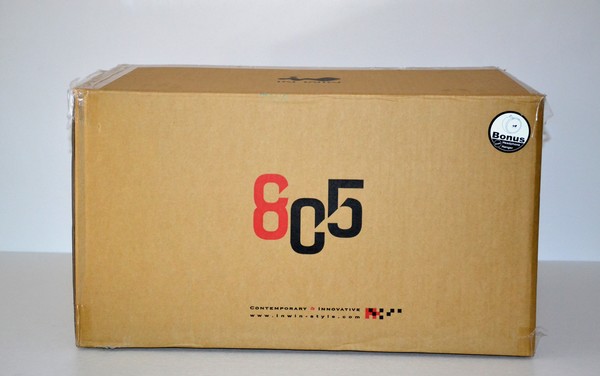 In_Win_805_-_Packaging_e_Bundle_-_1