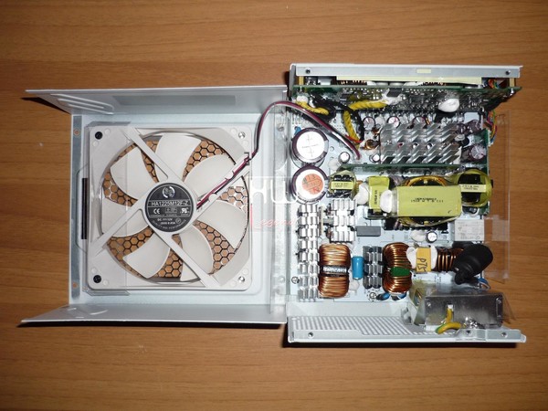 Seasonic_Snow_Silent_750W_-_Analisi_interna