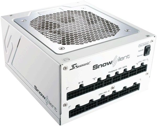 Seasonic_Snow_Silent_750W_-_foto_finale