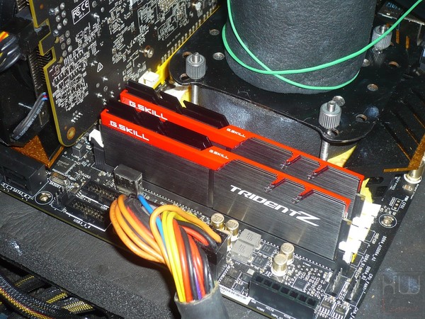 029-gskill-trident-z-ddr4-foto-sistema-prova