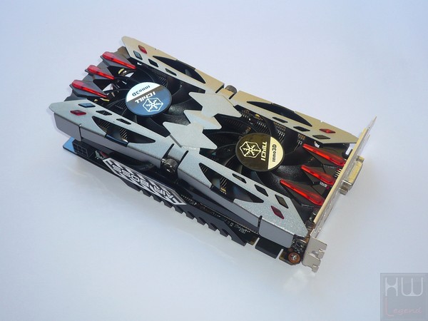 055-inno3d-gtx950-ichill-foto-scheda-fronte-varie