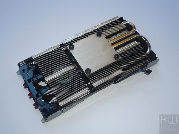069-inno3d-gtx950-ichill-smontaggio-dissipatore