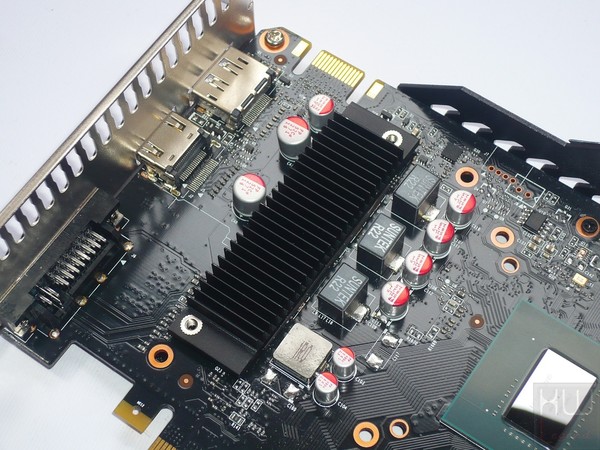 072-inno3d-gtx950-ichill-smontaggio-dissipatore