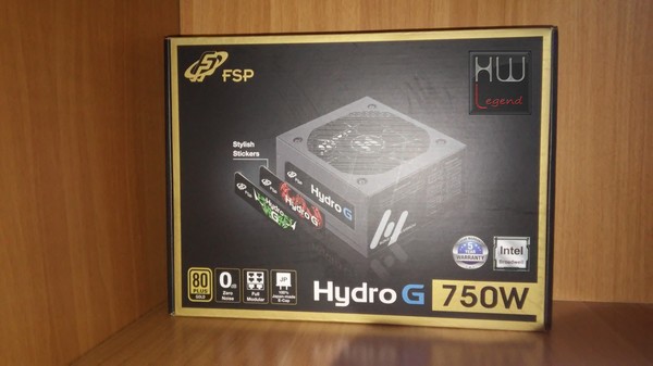 FSP_Hydro_G_750W_-_Confezione_e_Bundle_-_1