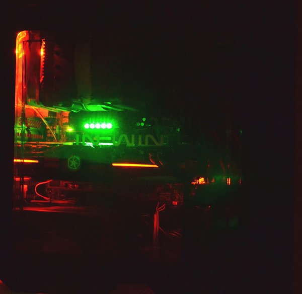 In_Win_503_-_Installazione_componenti_-_4