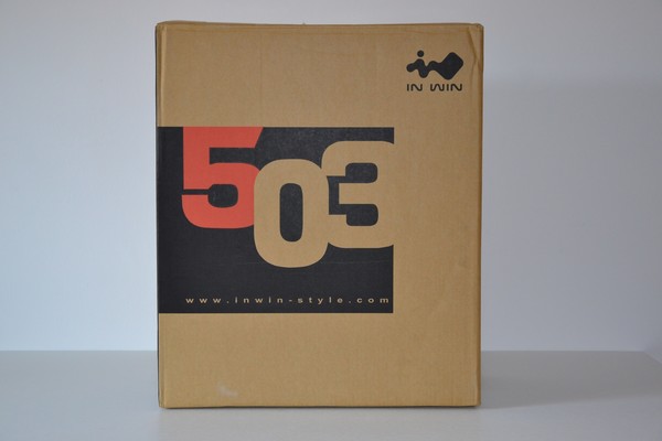 In_Win_503_-_Packaging_e_Bundle
