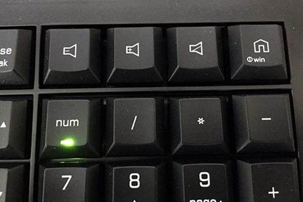 Cherry_MX_Board_3.0_-_Uno_sguardo_da_vicino_-_8a