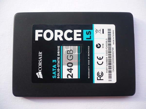 023-corsair-force-ls-ssd-240gb-foto-ssd-fronte