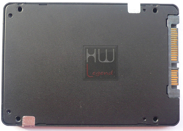 029b-corsair-force-ls-ssd-240gb-foto-ssd-retro