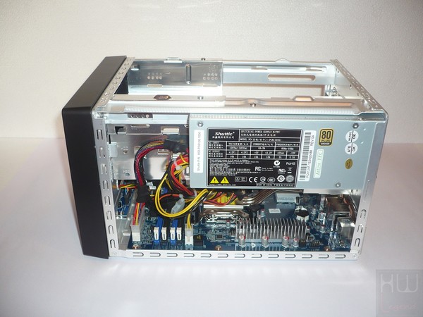 048-shuttle-sh170r6-foto-minipc-aperto