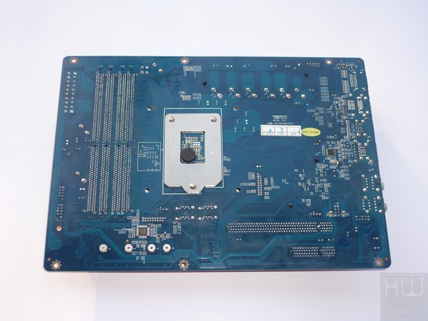066-shuttle-sh170r6-foto-minipc-scheda-madre-retro