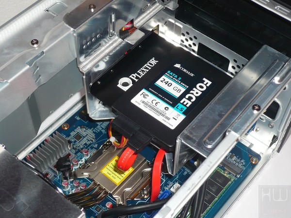 090-shuttle-sh170r6-foto-minipc-installazione-componenti-ssd-collegamento