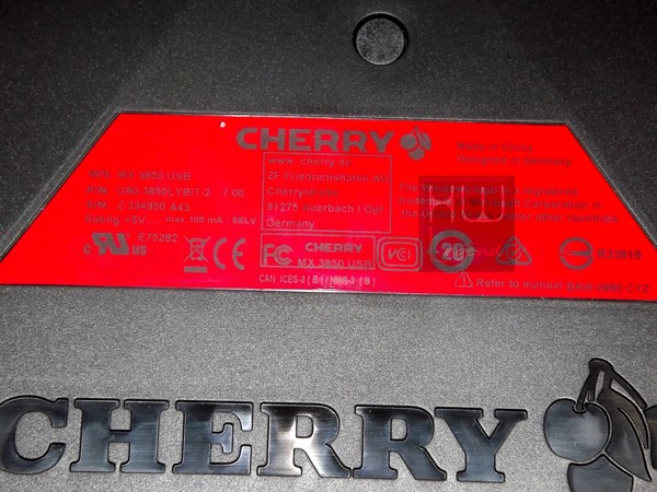 Cherry_MX_Board_3.0_-_Uno_sguardo_da_vicino_-_10