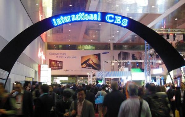 In_Win_CES_2016