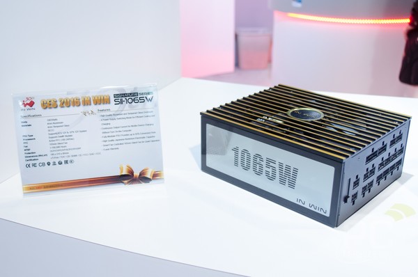 In_Win_CES_2016_-_6