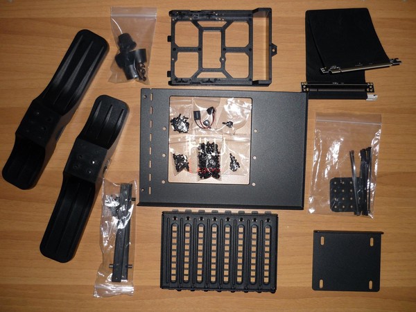Thermaltake_Core_P5_e_Smart_DPS_G_650_-_Packaging_e_Bundle_-_5