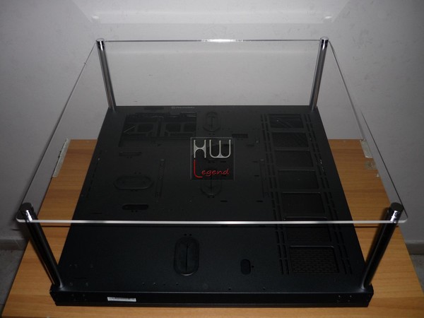Thermaltake_Core_P5_e_Smart_DPS_G_650_-_Uno_sguardo_allesterno_-_17