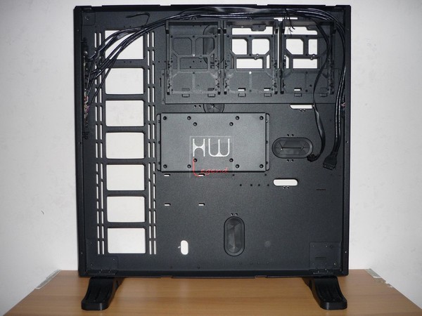 Thermaltake_Core_P5_e_Smart_DPS_G_650_-_Uno_sguardo_allinterno_-_1