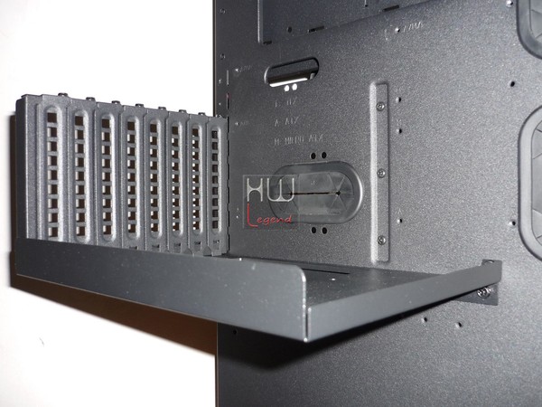 Thermaltake_Core_P5_e_Smart_DPS_G_650_-_Uno_sguardo_allinterno_-_10