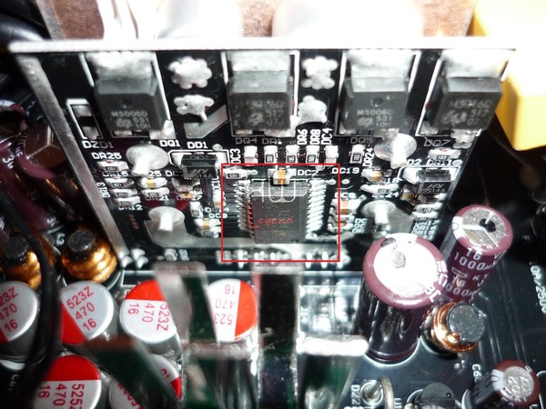 Thermaltake_Smart_DPS_G_650_-_Analisi_interna_-_7