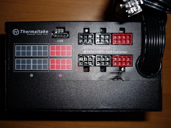 Thermaltake_Smart_DPS_G_650_-_Uno_sguardo_da_vicino_-_3