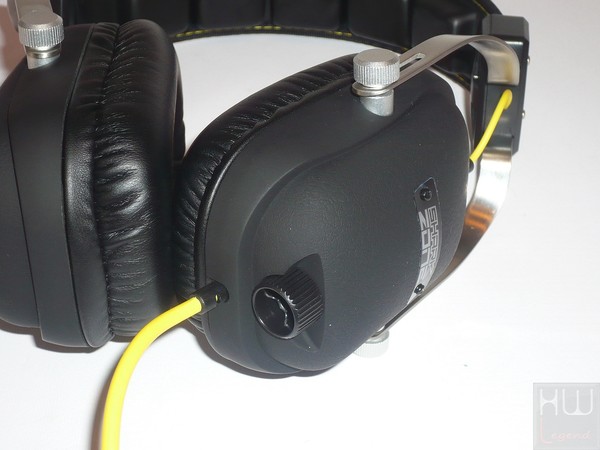 027-sharkoon-H30-foto-cuffie-porta-microfono