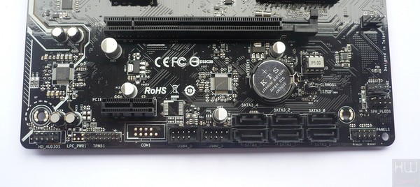 032-asrock-e3v5-ws-intro-foto-scheda-connessioni-supplementari