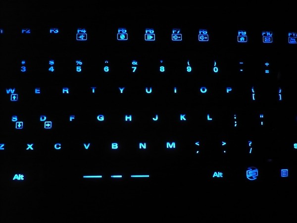 036-sharkoon-k20-foto-tastiera-particolare-uniformit-illuminazione